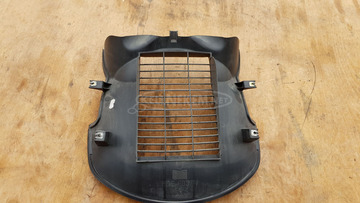 Yamaha Versity xc 300 hűtő elötti idom