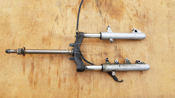 Yamaha Versity xc 300 első villa