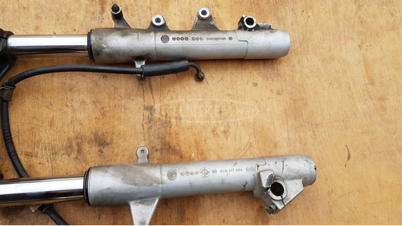 Yamaha Versity xc 300 első villa - 9/10