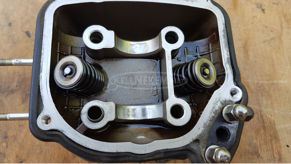 Kymco Agility 125 - 150 hengerfej - 2/10