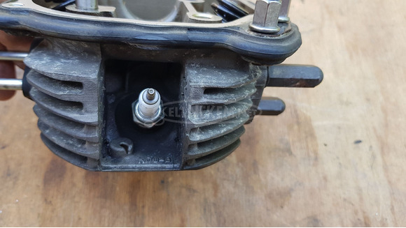 Kymco Agility 125 - 150 hengerfej - 3/10