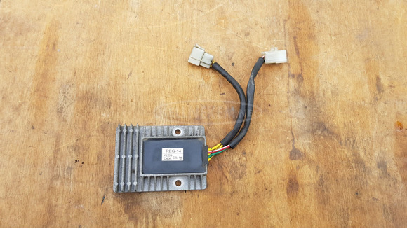 Kymco People S 250 - 300 i.e. feszültségszabályzó - 1/5