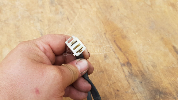 Kymco People S 250 - 300 i.e. feszültségszabályzó - 4/5