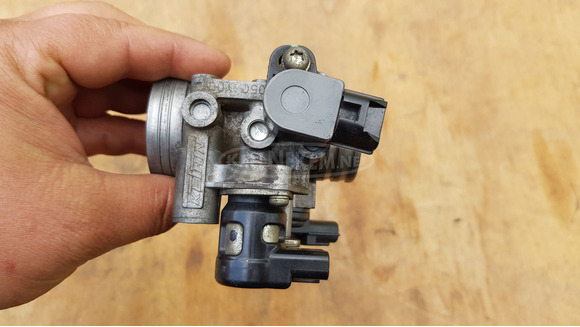 Kymco People S 250 - 300 i.e fojtószelep - 6/10