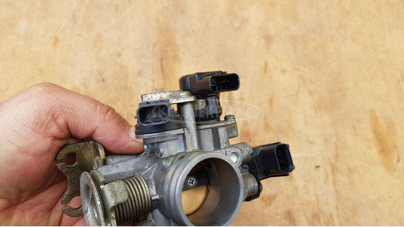 Kymco People S 250 - 300 i.e fojtószelep - 8/10