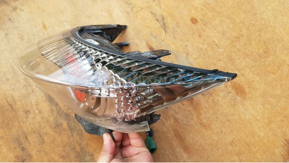 Kymco People S 50 - 300 hátsó lámpa - 5/10