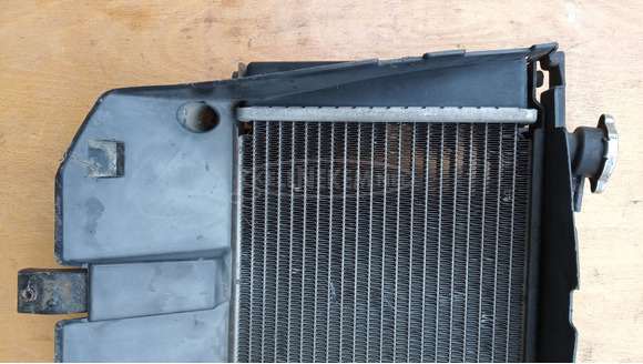 Kymco People S 250 - 300 hűtő - 6/10