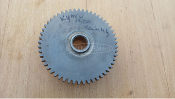 Kymco People S 250 - 300 szabadonfutó