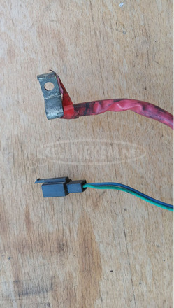 Kymco People S 250 - 300 i.e indító relé