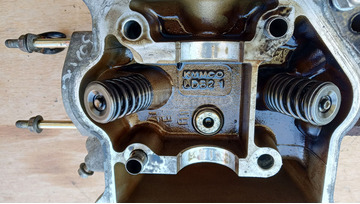 Kymco People S 300 i.e hengerfej