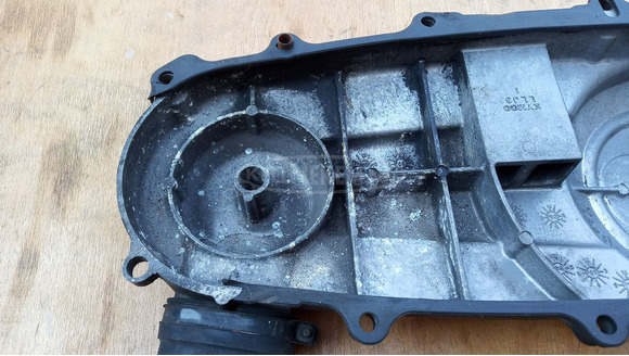 Kymco People S 250 - 300 i.e kuplung fedél