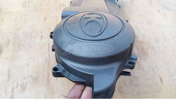 Kymco People S 250 - 300 i.e kuplung fedél