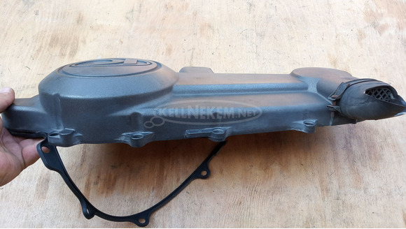 Kymco People S 250 - 300 i.e kuplung fedél