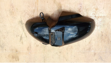 Kymco People S 250 - 300 első sárvédő fekete