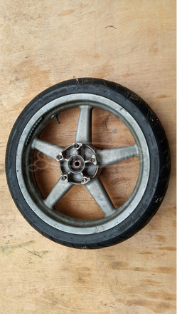 Kymco People S 250 - 300 i.e első kerék