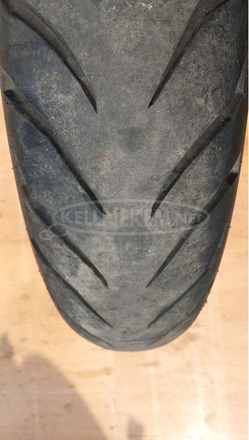 Kymco People S 250 - 300 i.e hátsó kerék 2 - 9/10