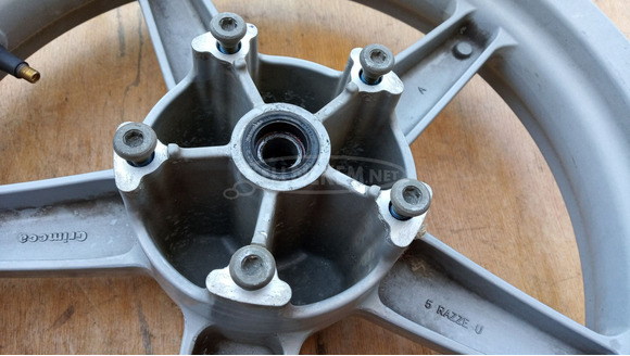 Kymco People S 250 - 300 első felni