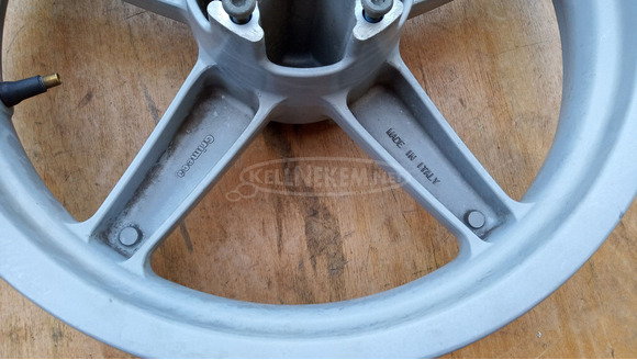 Kymco People S 250 - 300 első felni