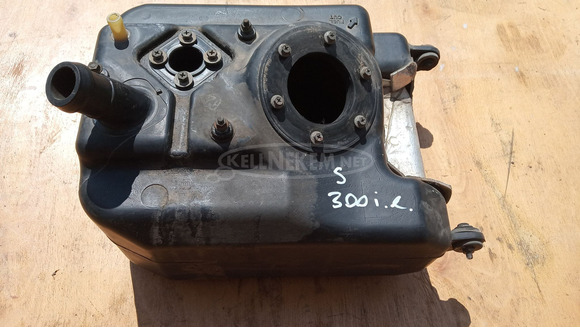 Kymco People S 250 - 300 i.e üzemanyag tank - 3/9