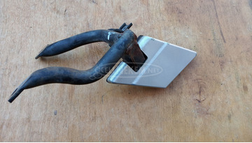 Kymco People S 250 - 300 hátsó lábtartó jobbos