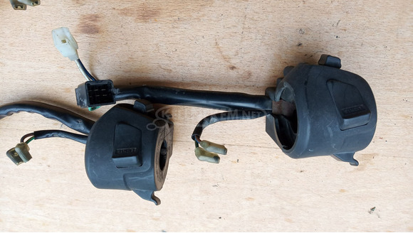 Kymco People S 250 - 300 kormánykapcsoló balos - 5/8