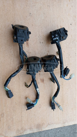 Kymco People S 250 - 300 kormánykapcsoló balos - 7/8