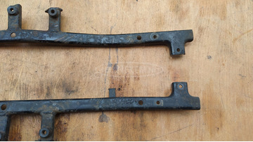 Kymco People S 250 - 300 taposó vas pár