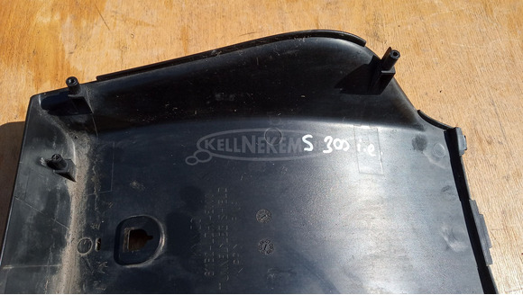 Kymco People S 250 - 300 térdidom közép - 7/10