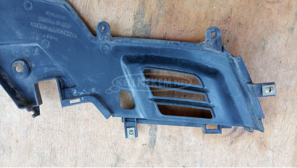 Kymco People S 250 - 300 oldalidomra műanyag balos