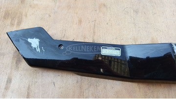 Kymco People S 250 - 300 i.e taposó alatti idom jobbos sérült