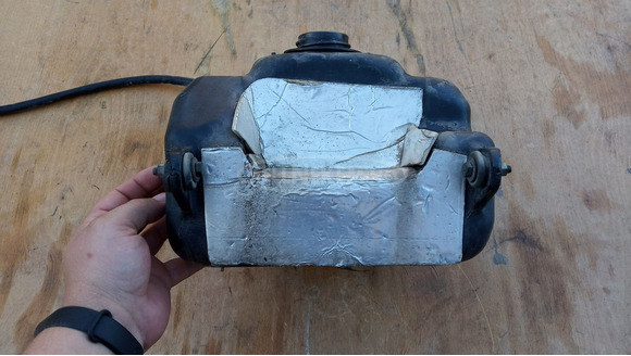 Kymco People S 250 - 300 üzemanyag tank - 4/7