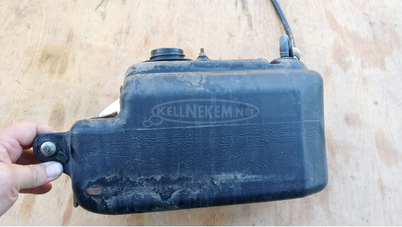 Kymco People S 250 - 300 üzemanyag tank - 5/7