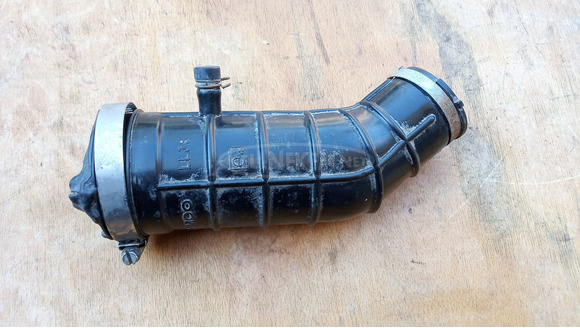 Kymco People S 250 - 300 légszűrő szívócső - 1/9