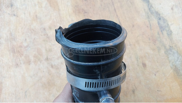 Kymco People S 250 - 300 légszűrő szívócső - 6/9