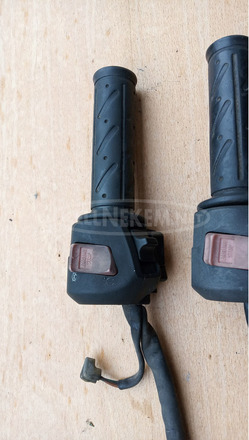 Kymco People S 250 - 300 kormány kapcsoló jobbos - 2/10