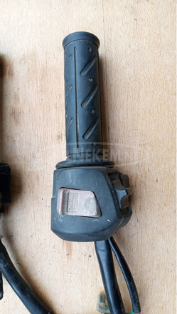 Kymco People S 250 - 300 kormány kapcsoló jobbos - 4/10