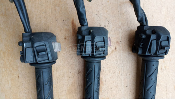 Kymco People S 250 - 300 kormány kapcsoló jobbos - 10/10