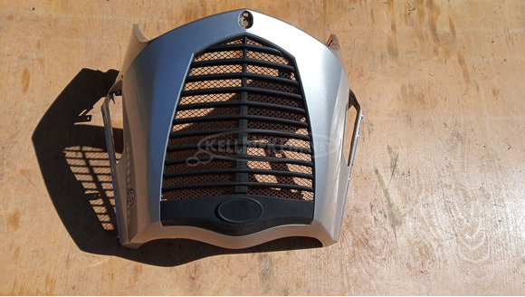 Kymco People S 250 - 300 i.e első idom ezüst sérült - 1/10