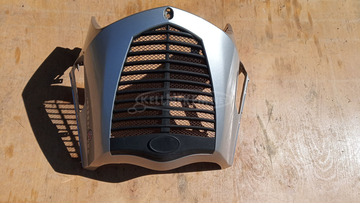 Kymco People S 250 - 300 i.e első idom ezüst sérült