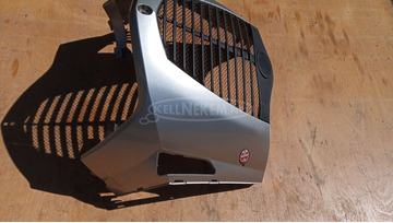 Kymco People S 250 - 300 i.e első idom ezüst sérült