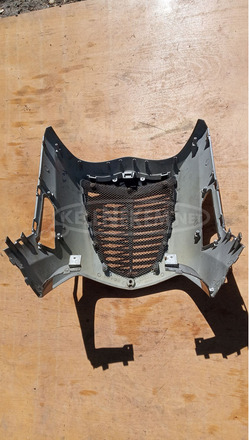 Kymco People S 250 - 300 i.e első idom ezüst sérült - 5/10