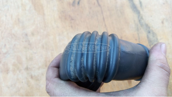 Kymco People S 250 - 300 gumicső variátor házhoz - 3/6