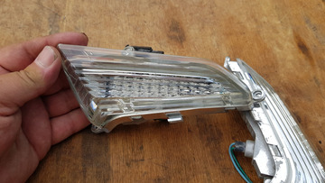 Kymco People S 50 - 300 első irányjelző pár