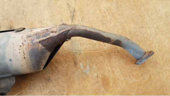 Suzuki Burgman 400 (merci lámpás) kipufogó