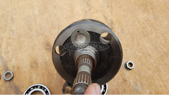 Suzuki Burgman 400 (merci lámpás) főtengely