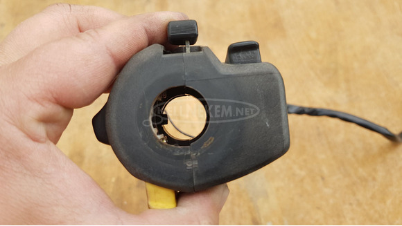 Suzuki Burgman 250 - 400 (merci lámpás) kormánykapcsoló balos - 5/8