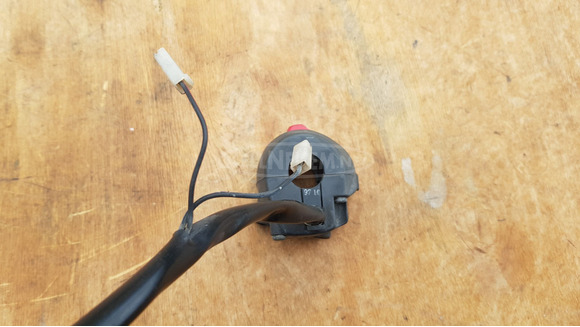 Suzuki Burgman 250 - 400 (merci lámpás) kormánykapcsoló jobbos - 6/7