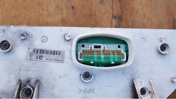 Suzuki Burgman 400 (merci lámpás) km óra