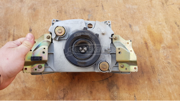 Suzuki Burgman 250 - 400 (merci lámpás) első lámpa - 8/10