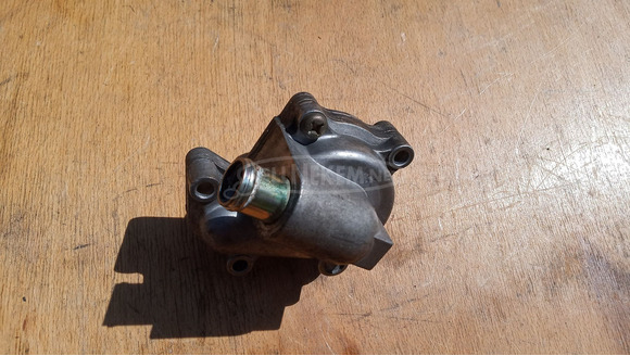 Suzuki Burgman 250 - 400 (merci lámpás) vízpumpa